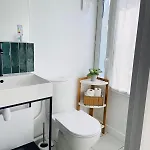 Сasa de vacaciones La Petite Maison Au Fond Du Jardin - Proche Centre *