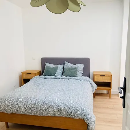 La Maison Au Fond Du Jardin - Proche Centre