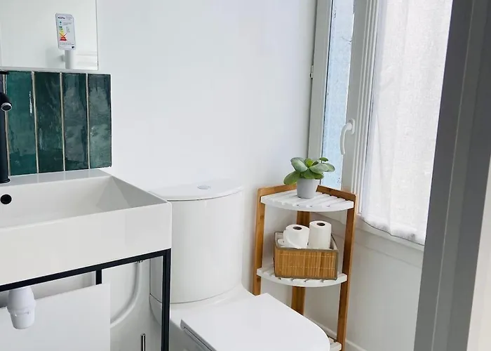 Nyaraló La Maison Au Fond Du Jardin - Proche Centre *